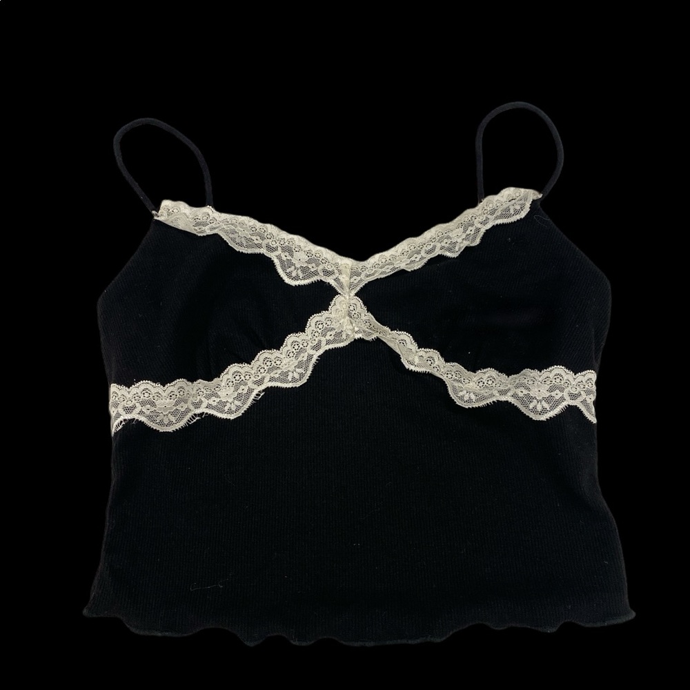 super cute lace crop top⭐️